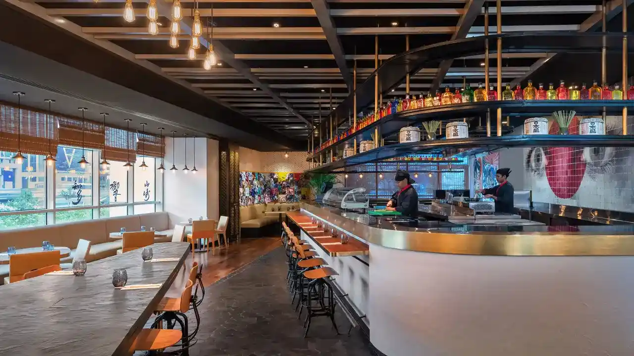 Japanese Restaurant MaKiRa | Dubai