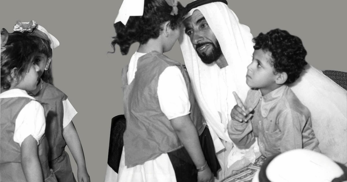 رئيس الإمارات يعلن 7 يناير يوماً لزايد المؤسس